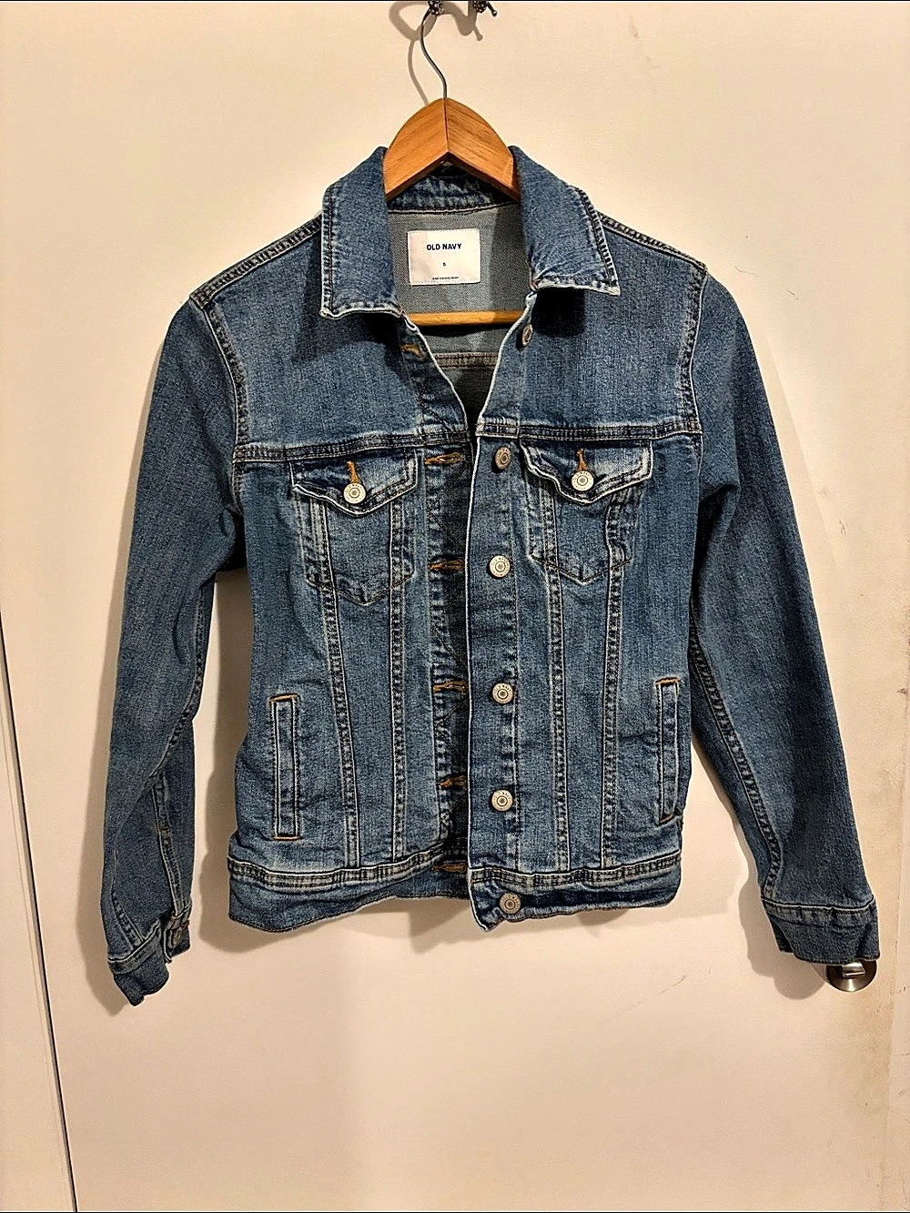 Old Navy Classic Jean Jacket Women's Small